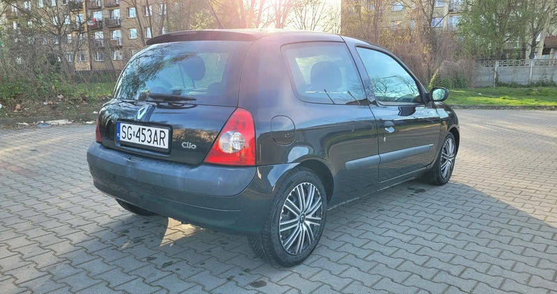 Renault Clio cena 6700 przebieg: 152864, rok produkcji 2001 z Gliwice małe 277
